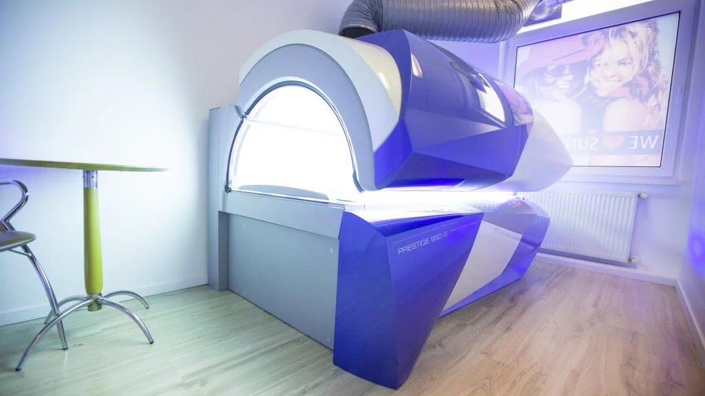 Horizontálne solárium v štúdiu Ergoline